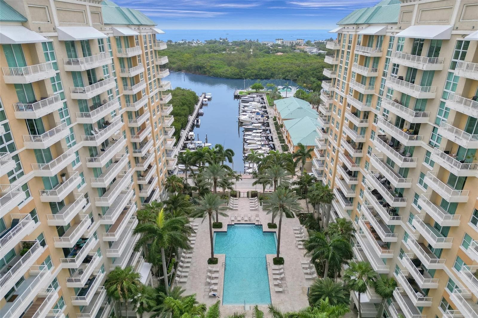700 E Boynton Beach Boulevard #406 1
