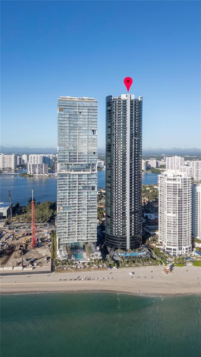 18555 Collins Ave 2303 photo 17