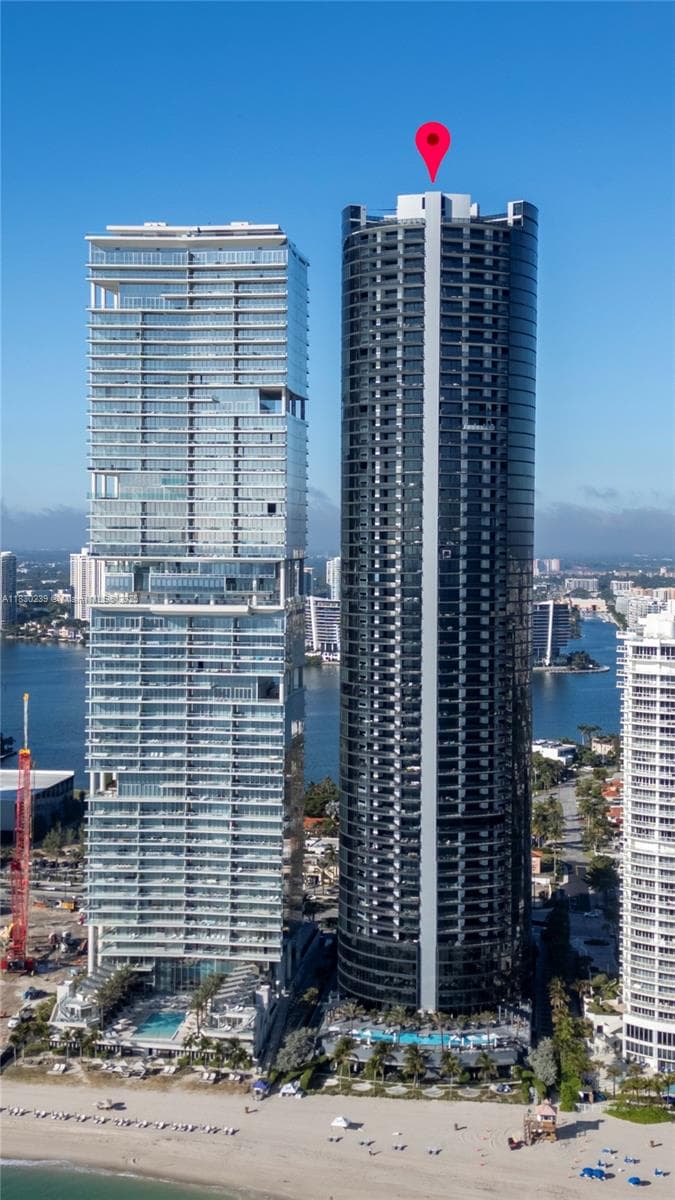 18555 Collins Ave 2303 photo 24
