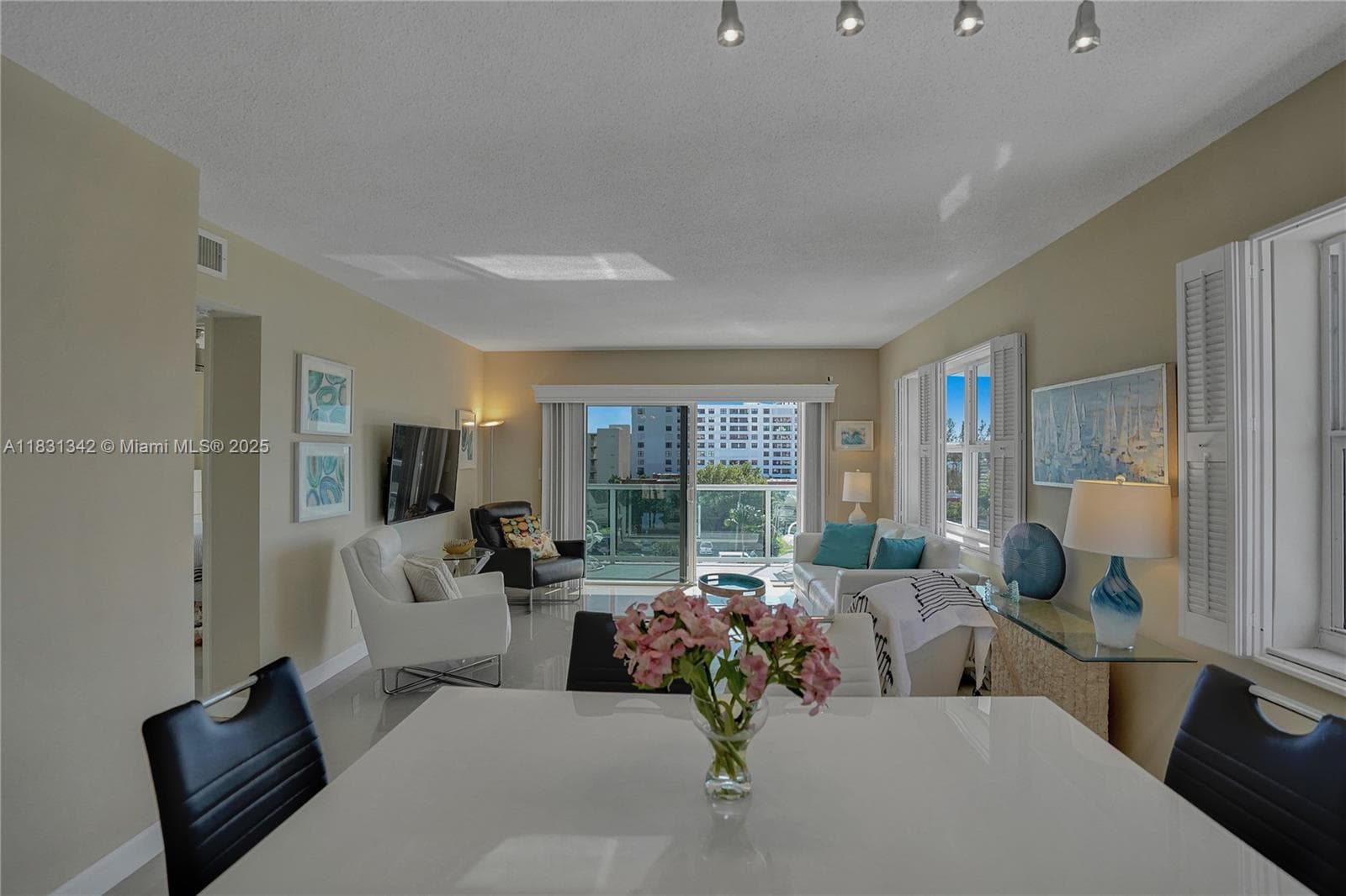 1620 N Ocean Blvd 510 photo 18