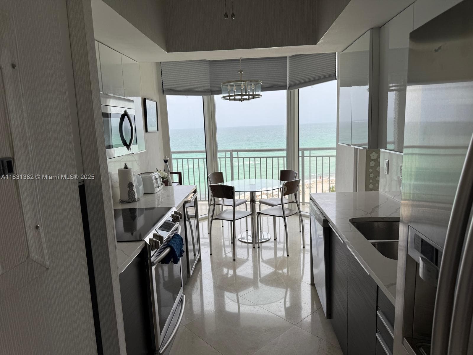 17375 Collins Ave 702 photo 9