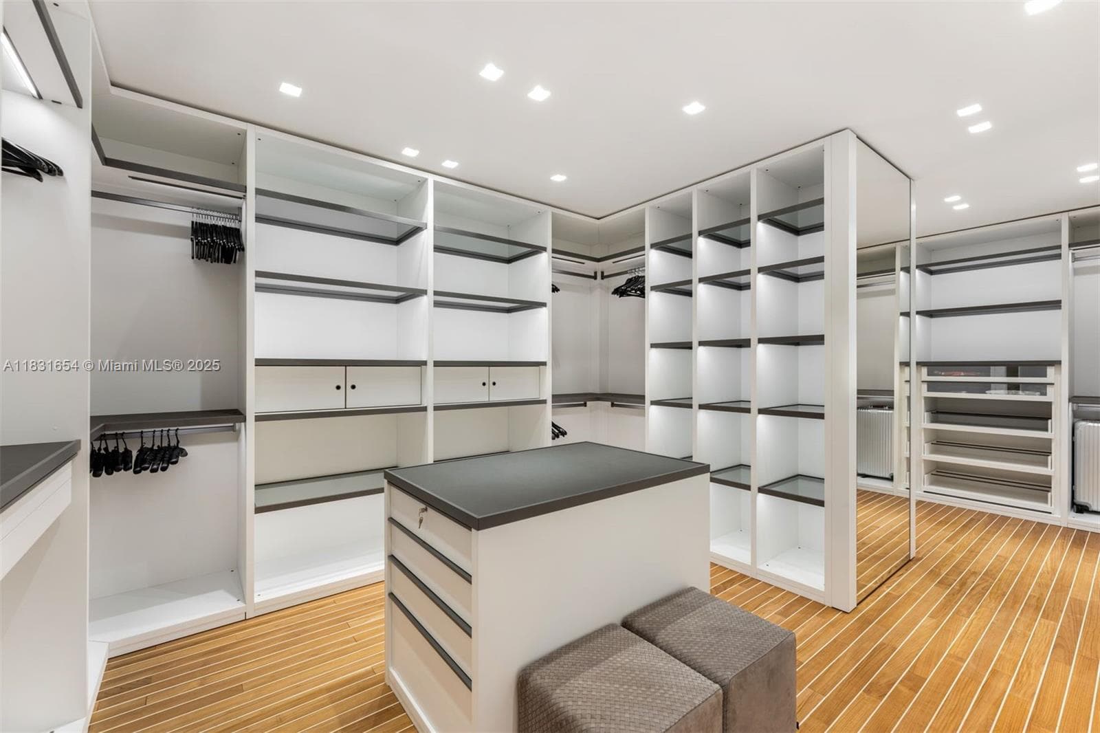 9349 Collins Ave 1101 photo 13