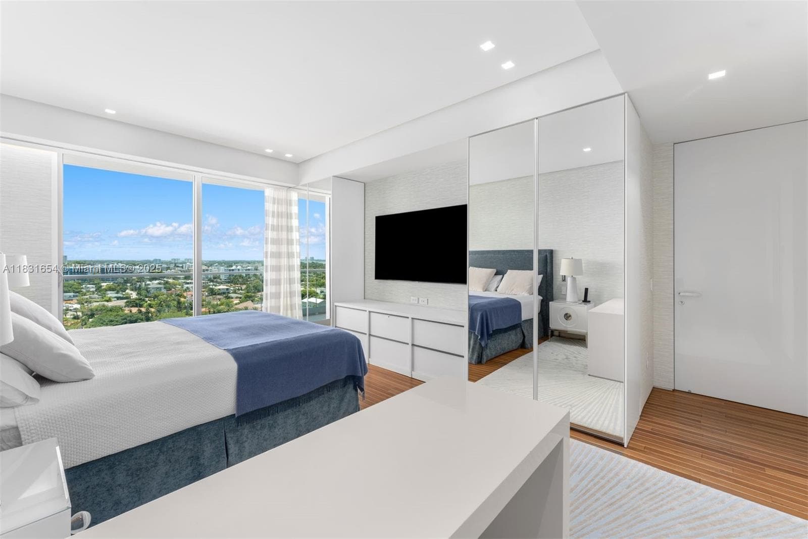 9349 Collins Ave 1101 photo 11