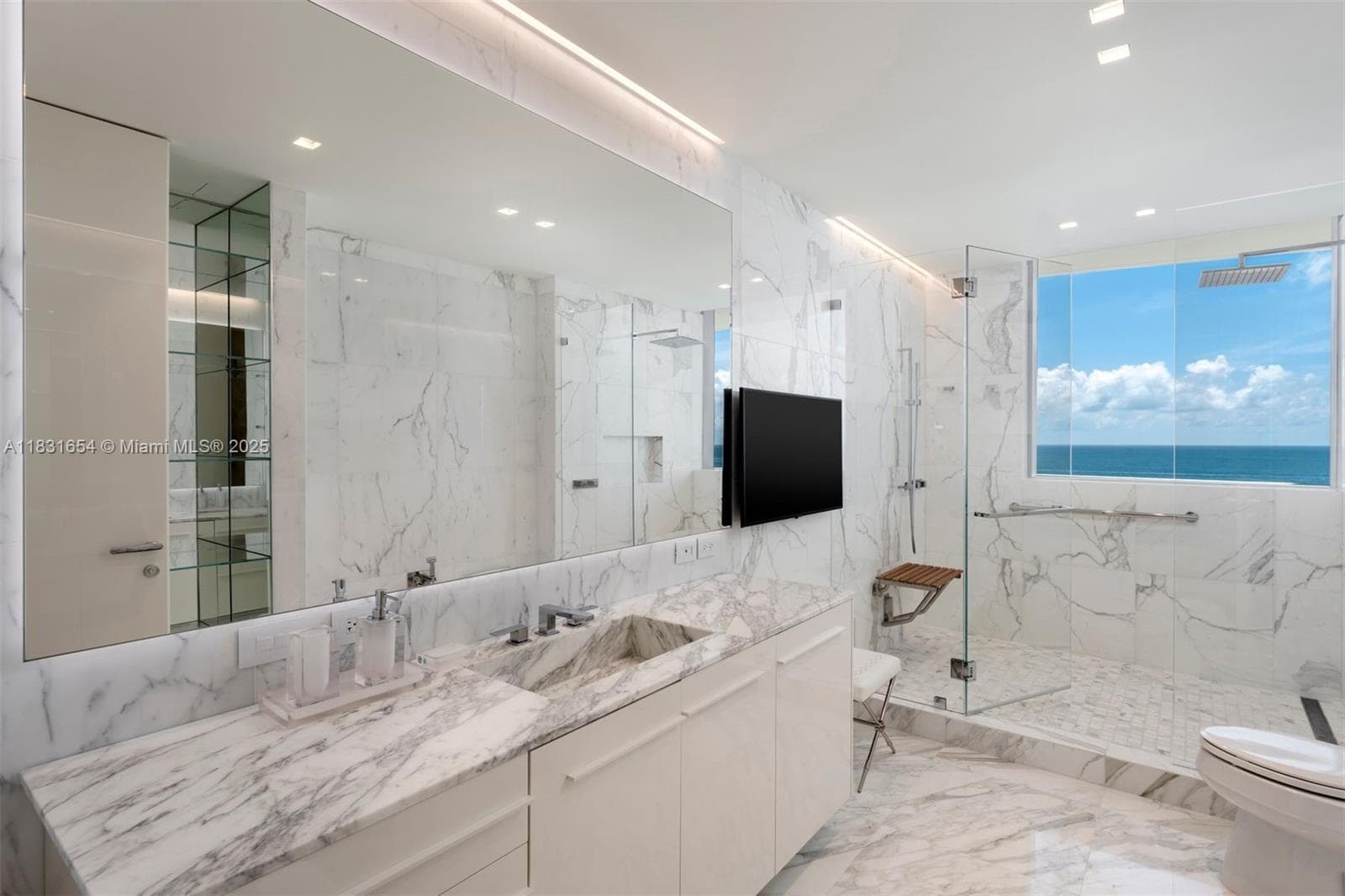 9349 Collins Ave 1101 photo 19