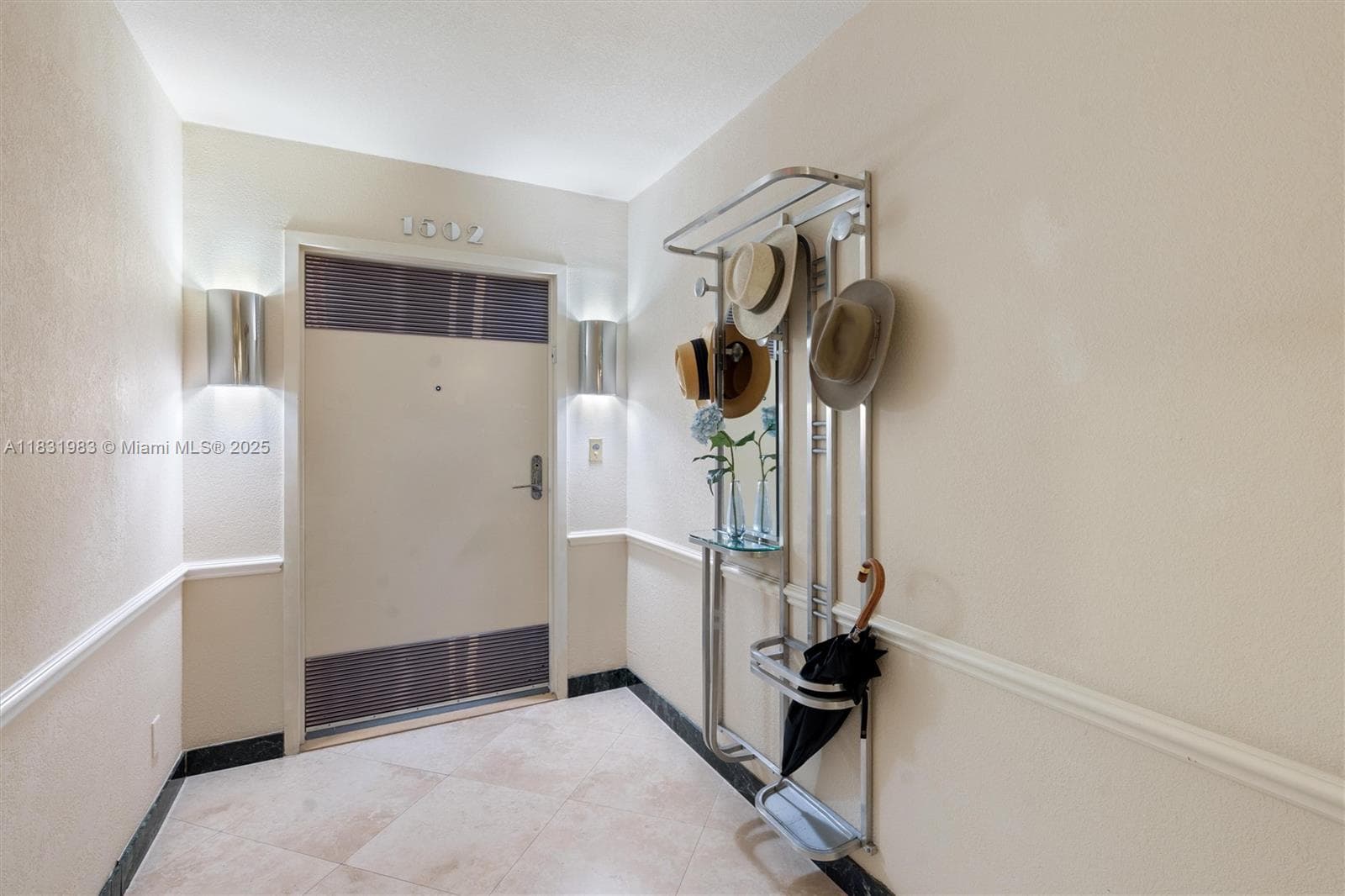 2200 OCEAN LN 5