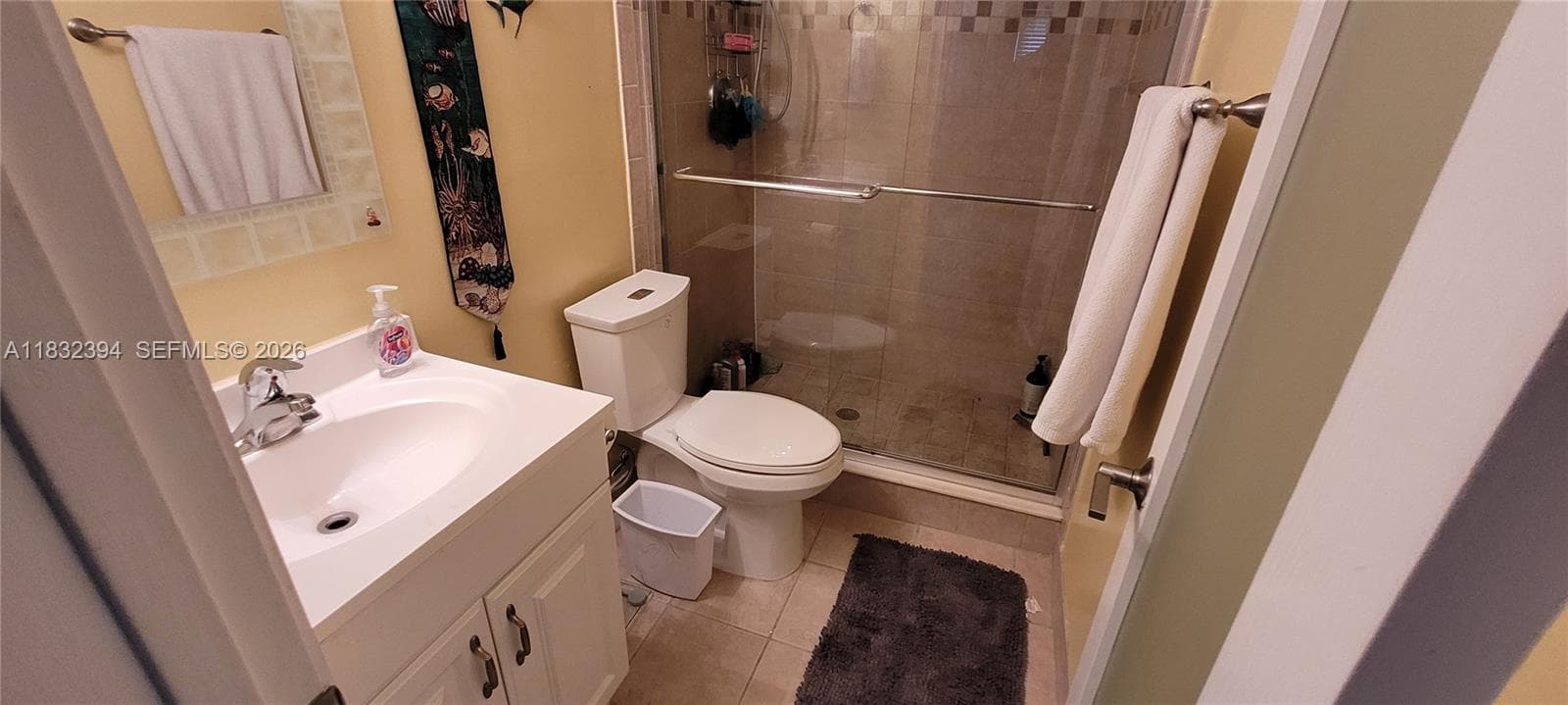 3522 NE 171st St 104 photo 18