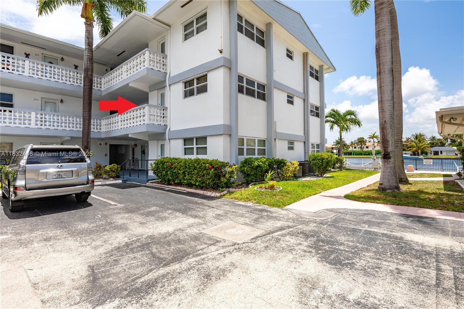 3135 S Ocean Dr 230 photo 21