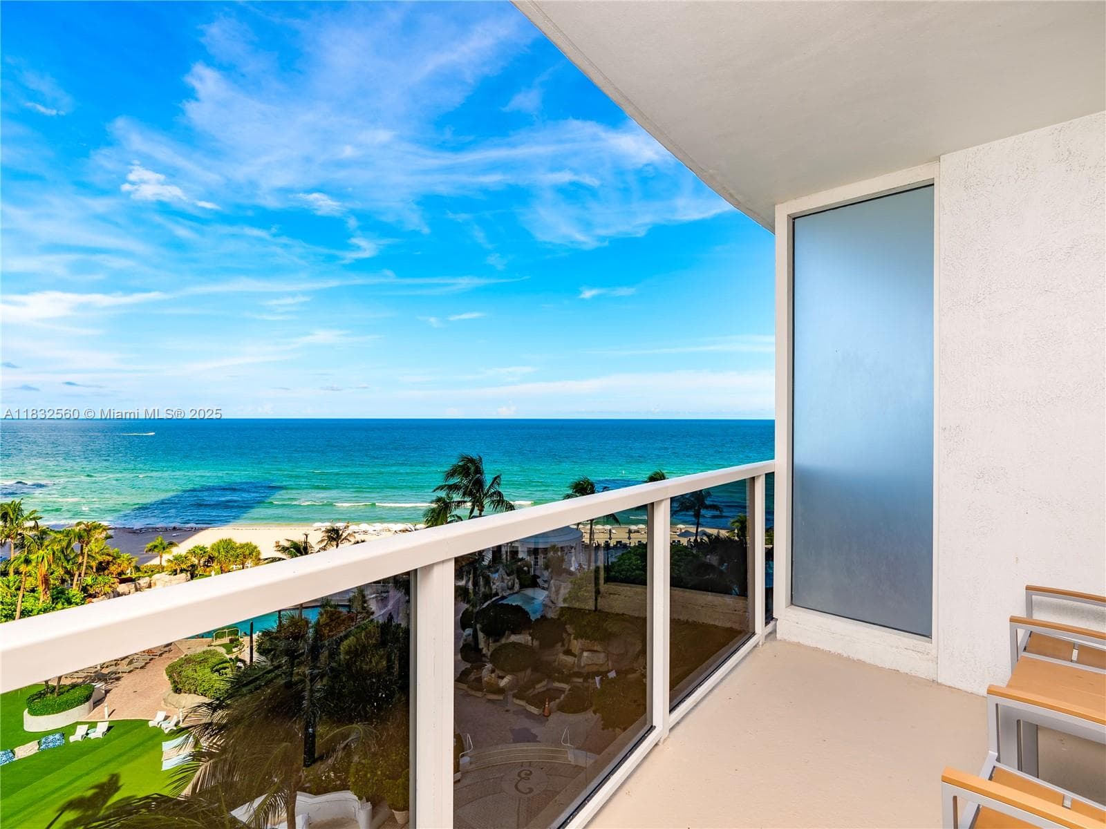 18001 Collins Ave 1107 photo 9