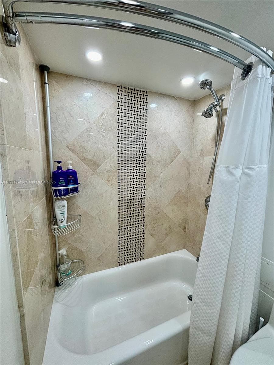 3140 S Ocean Dr 1207 photo 14
