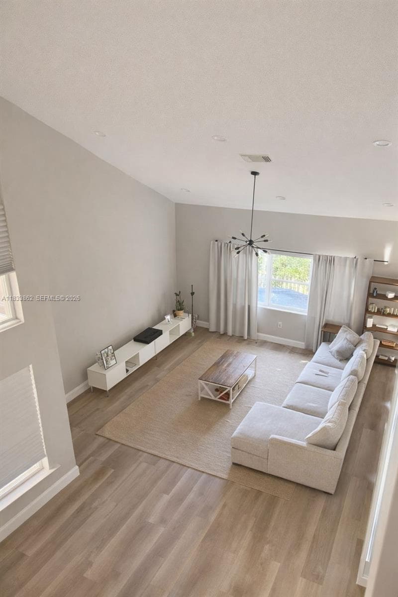 1125 Butternut Ln photo 20