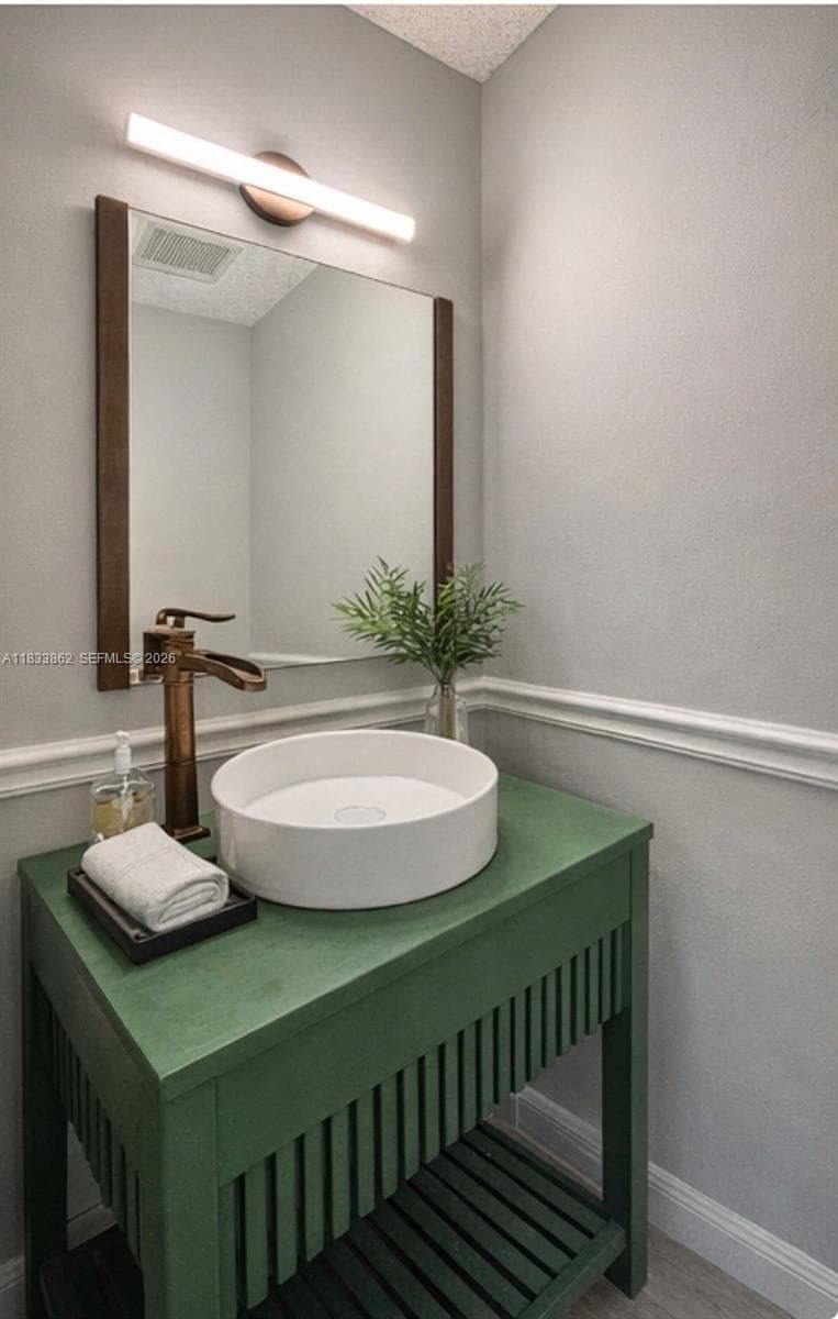 1125 Butternut Ln photo 18