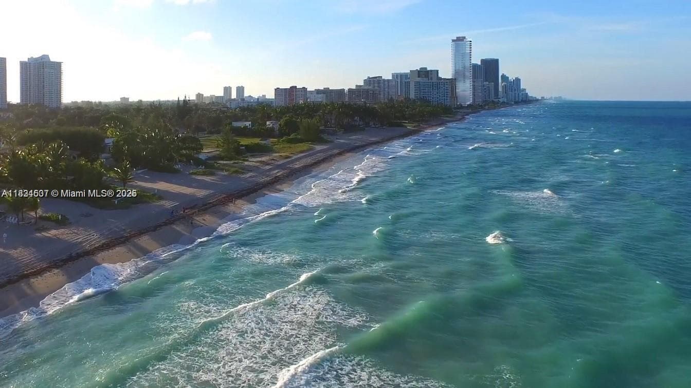 3180 S Ocean Dr 1602 photo 3