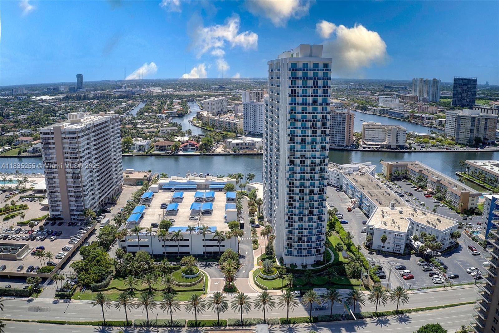 1945 Ocean Dr 901 photo 7