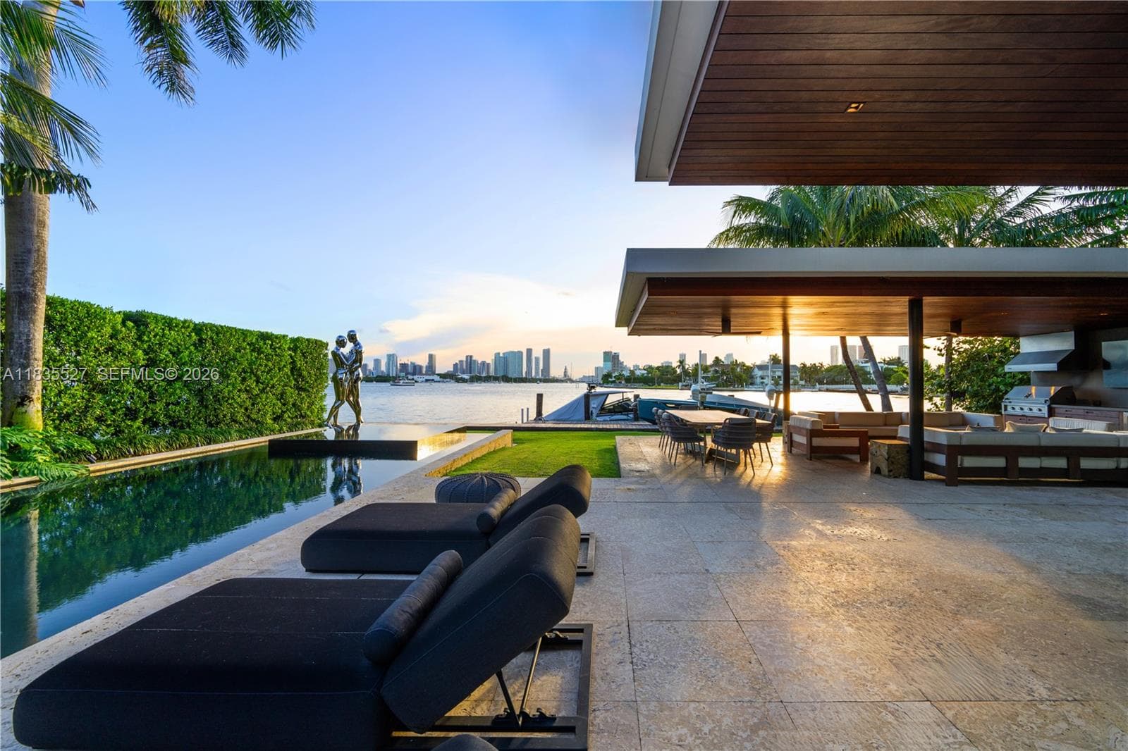 126 San Marino Dr 1