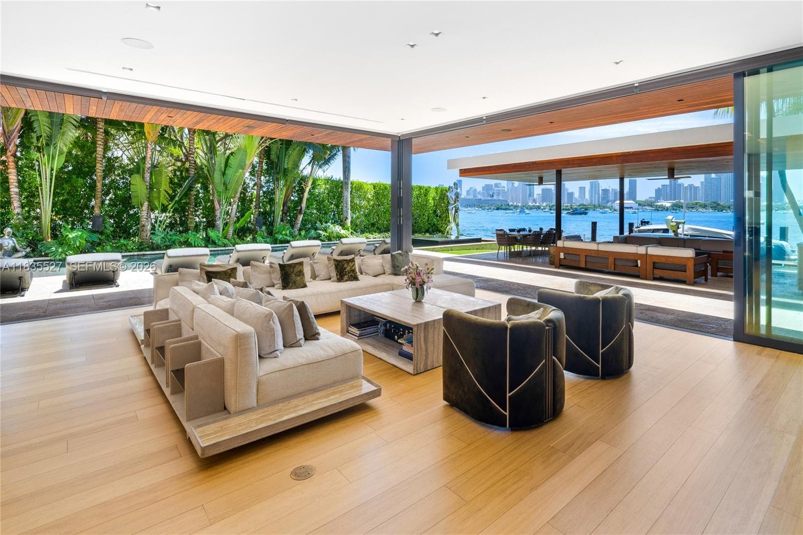 126 San Marino Dr 4