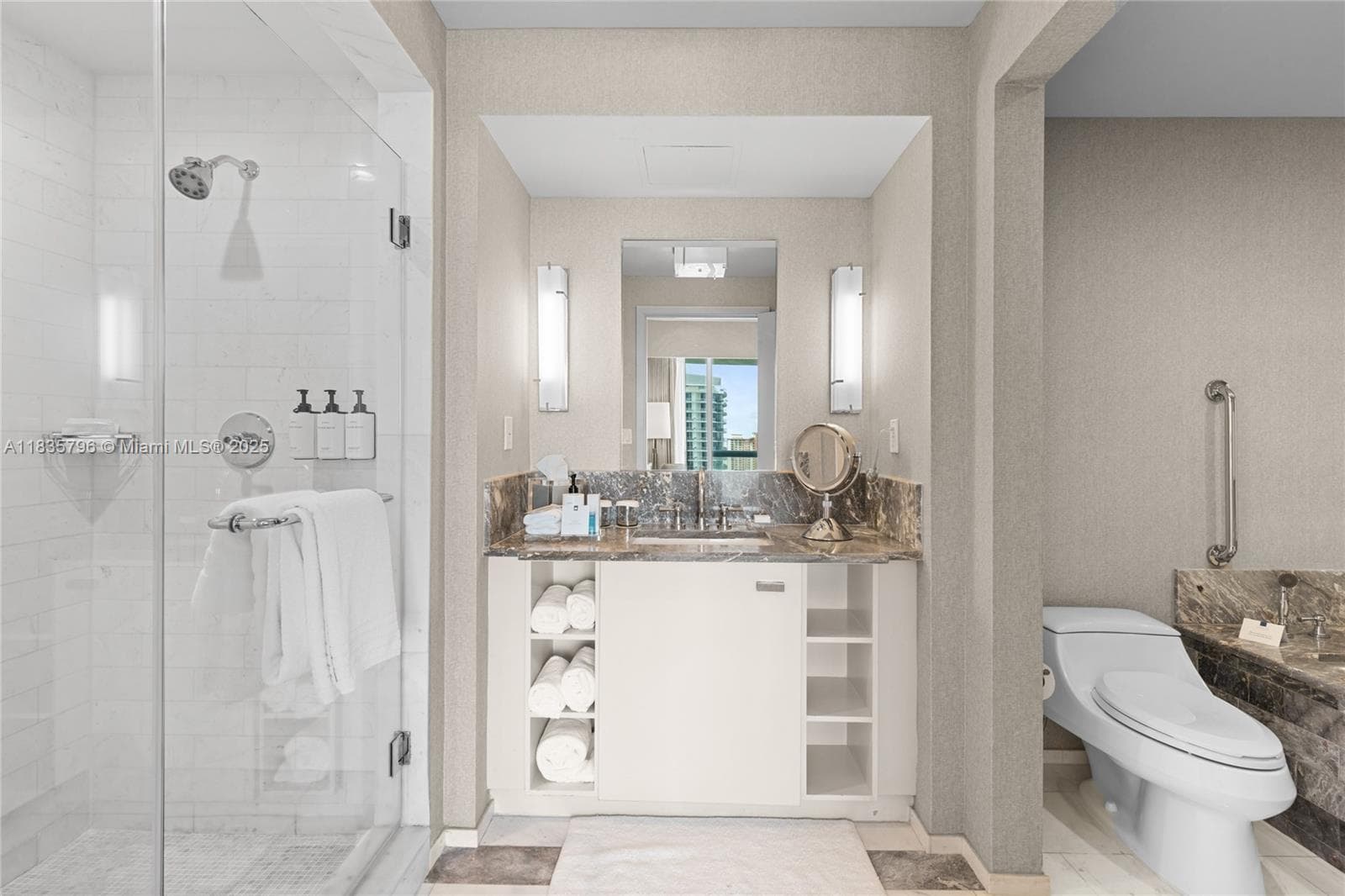 551 Fort Lauderdale Beach Blvd H1401 photo 16