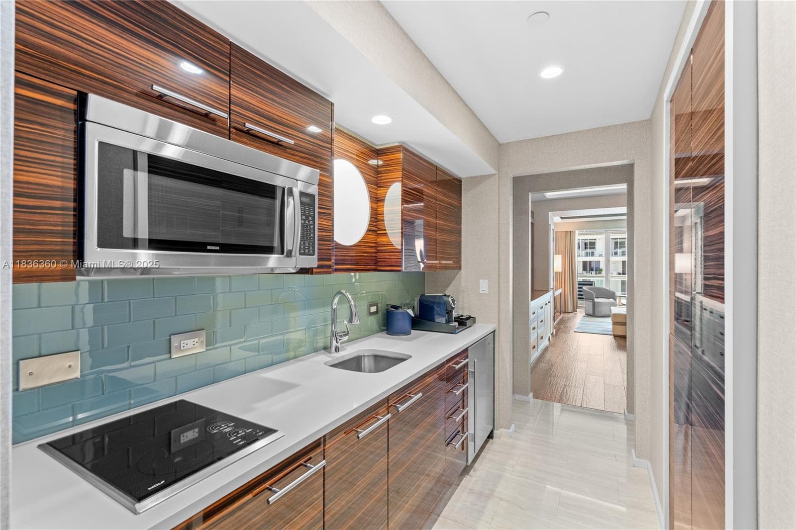 551 Fort Lauderdale Beach Blvd 3
