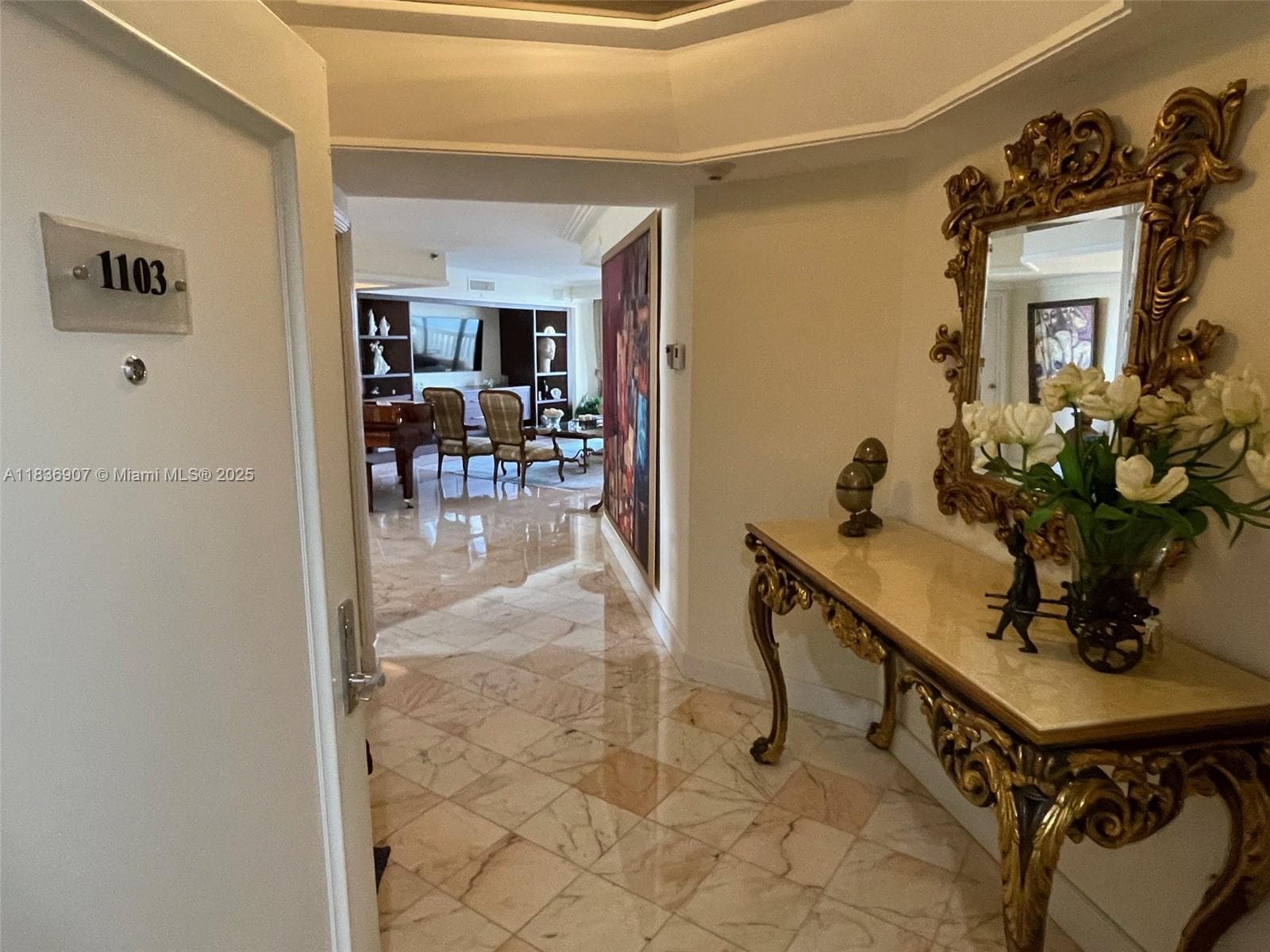 3000 Island Blvd 1103 photo 2