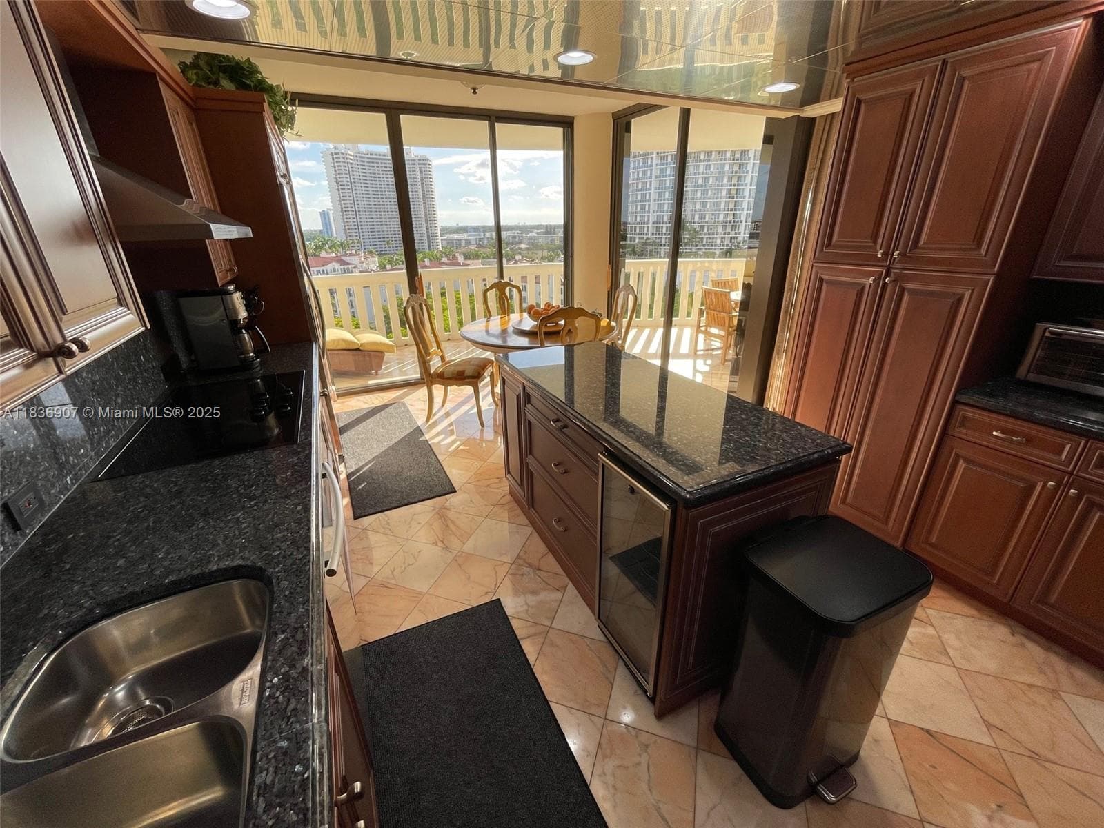 3000 Island Blvd 1103 photo 22