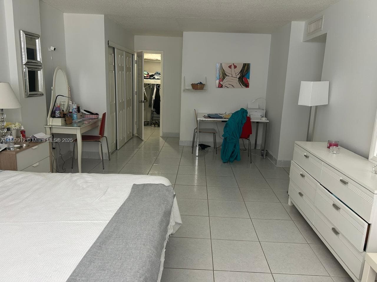 1849 S Ocean Dr 1407 photo 22