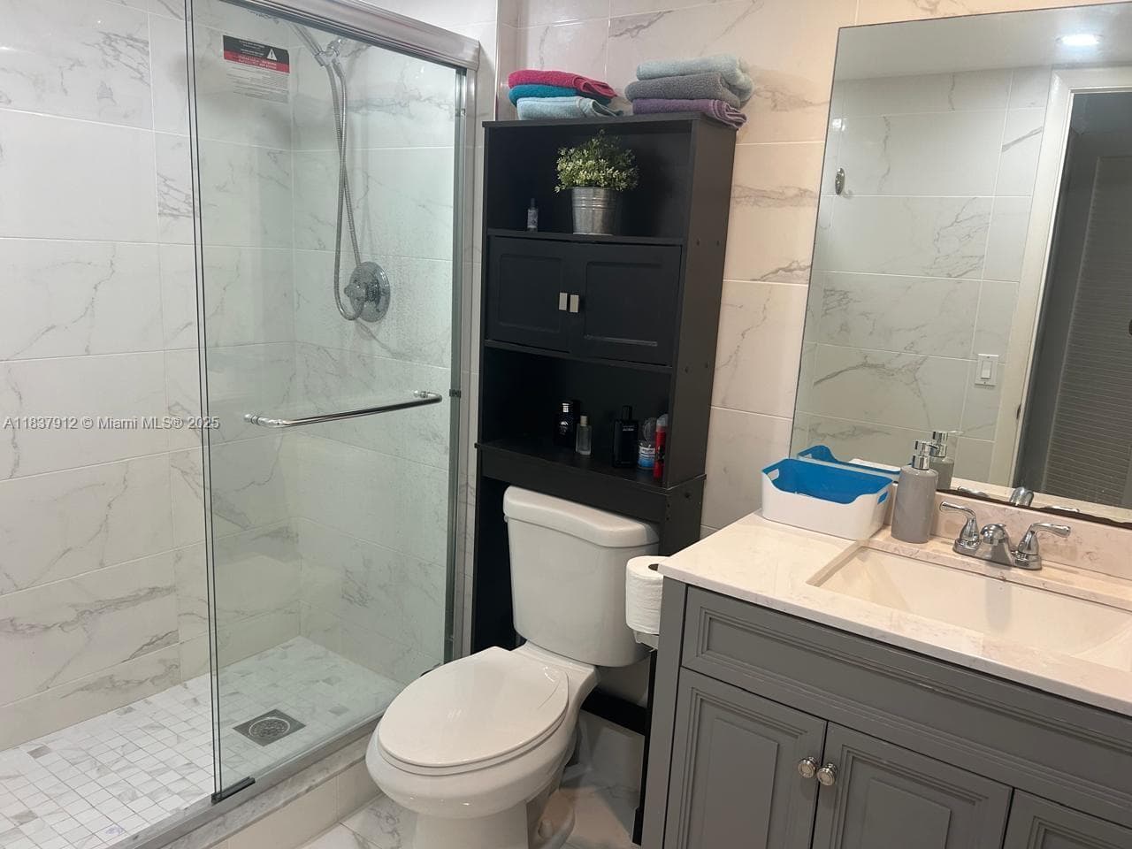 1849 S Ocean Dr 1407 photo 19