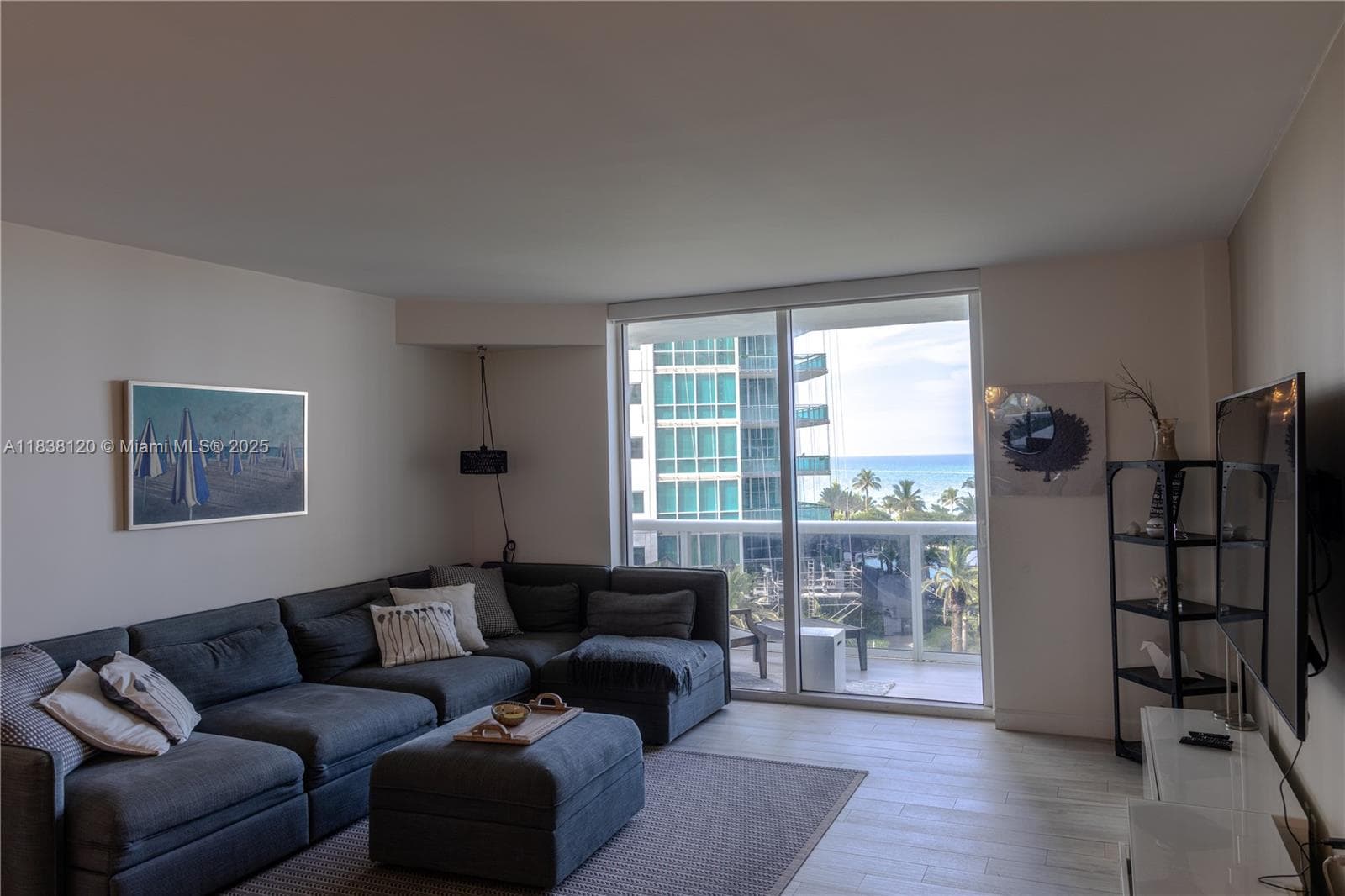 10275 Collins Ave 634 photo 15