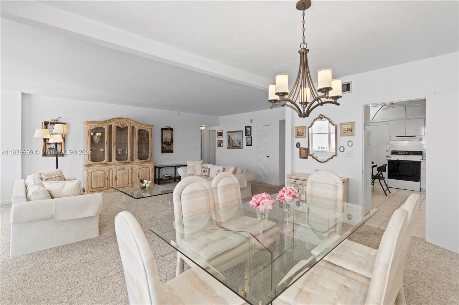 5001 Collins Ave 4G photo 12