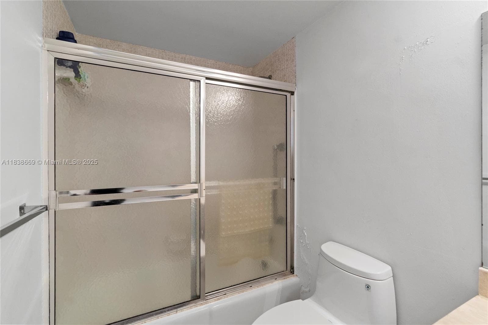 5001 Collins Ave 4G photo 20