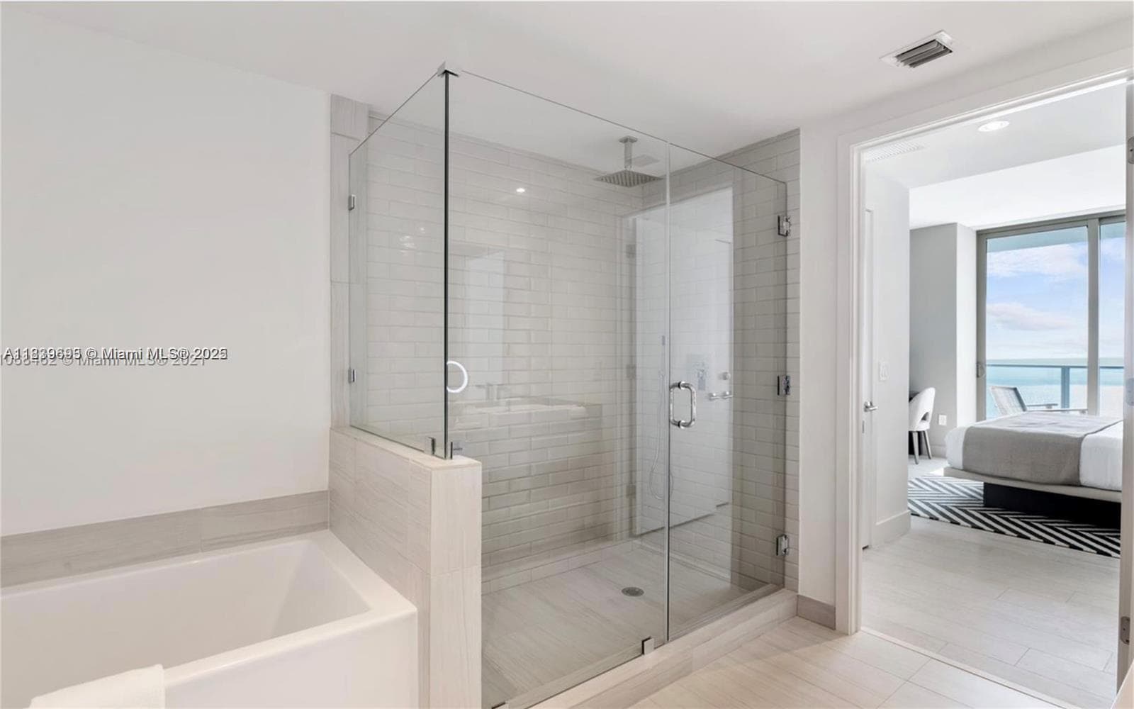 4010 Ocean Dr T4105 photo 17