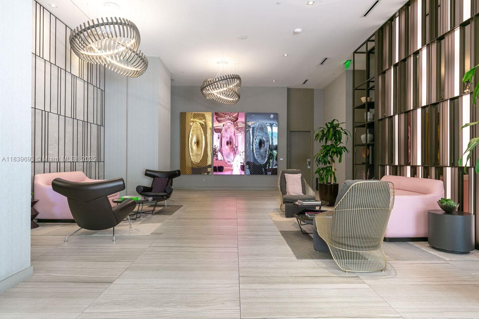 4010 Ocean Dr 5