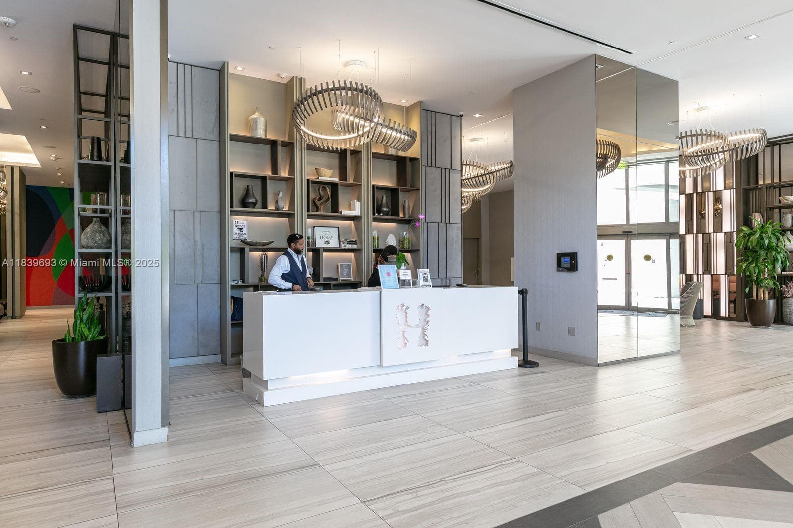 4010 Ocean Dr 4