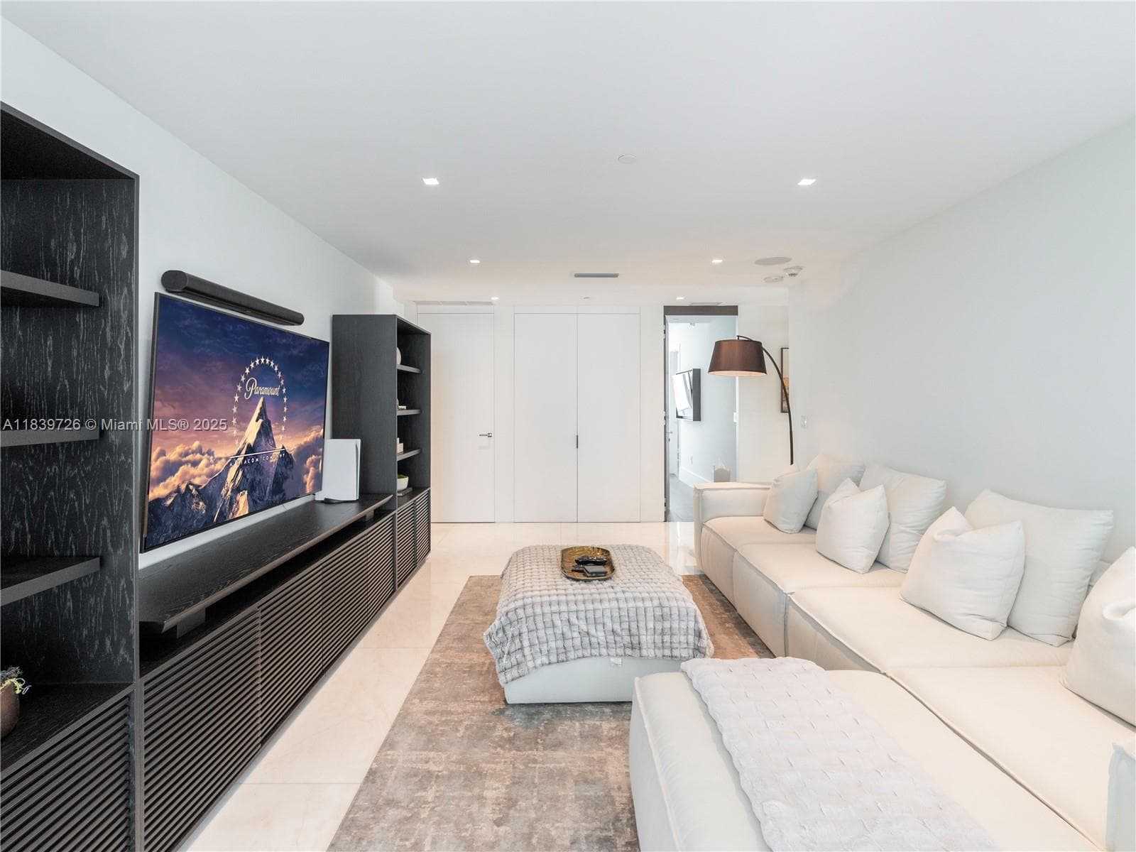 17475 Collins Ave 1001 photo 18