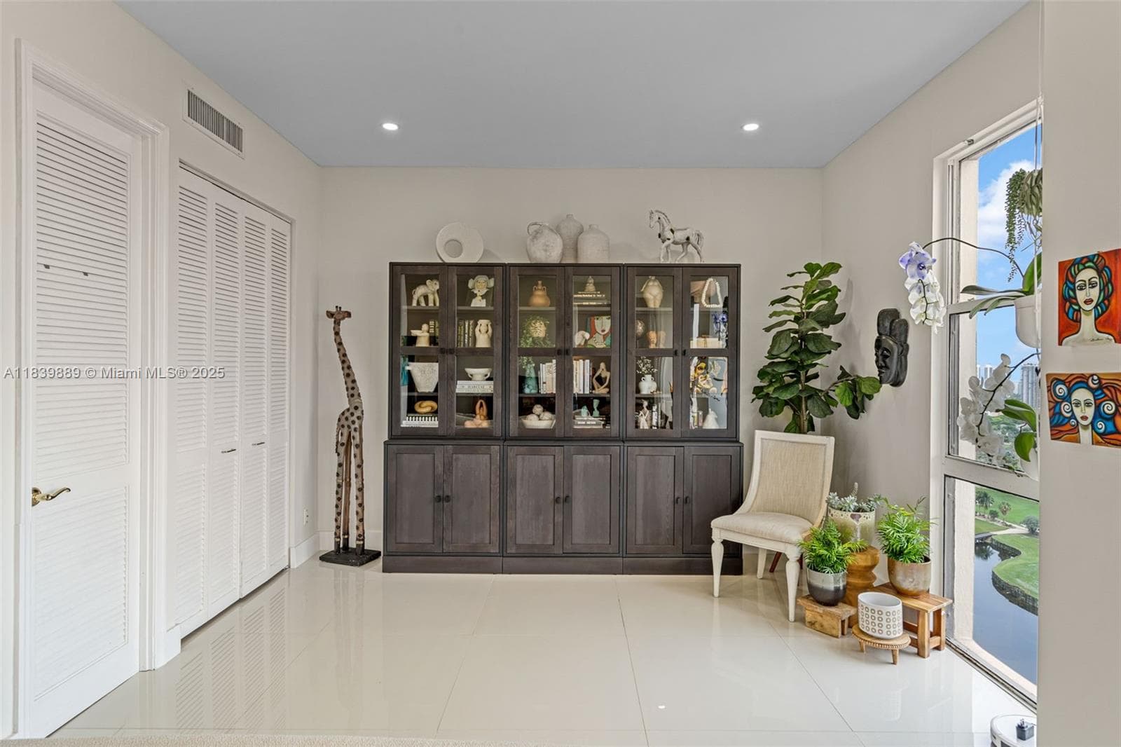 20379 W Country Club Dr PH38 photo 9