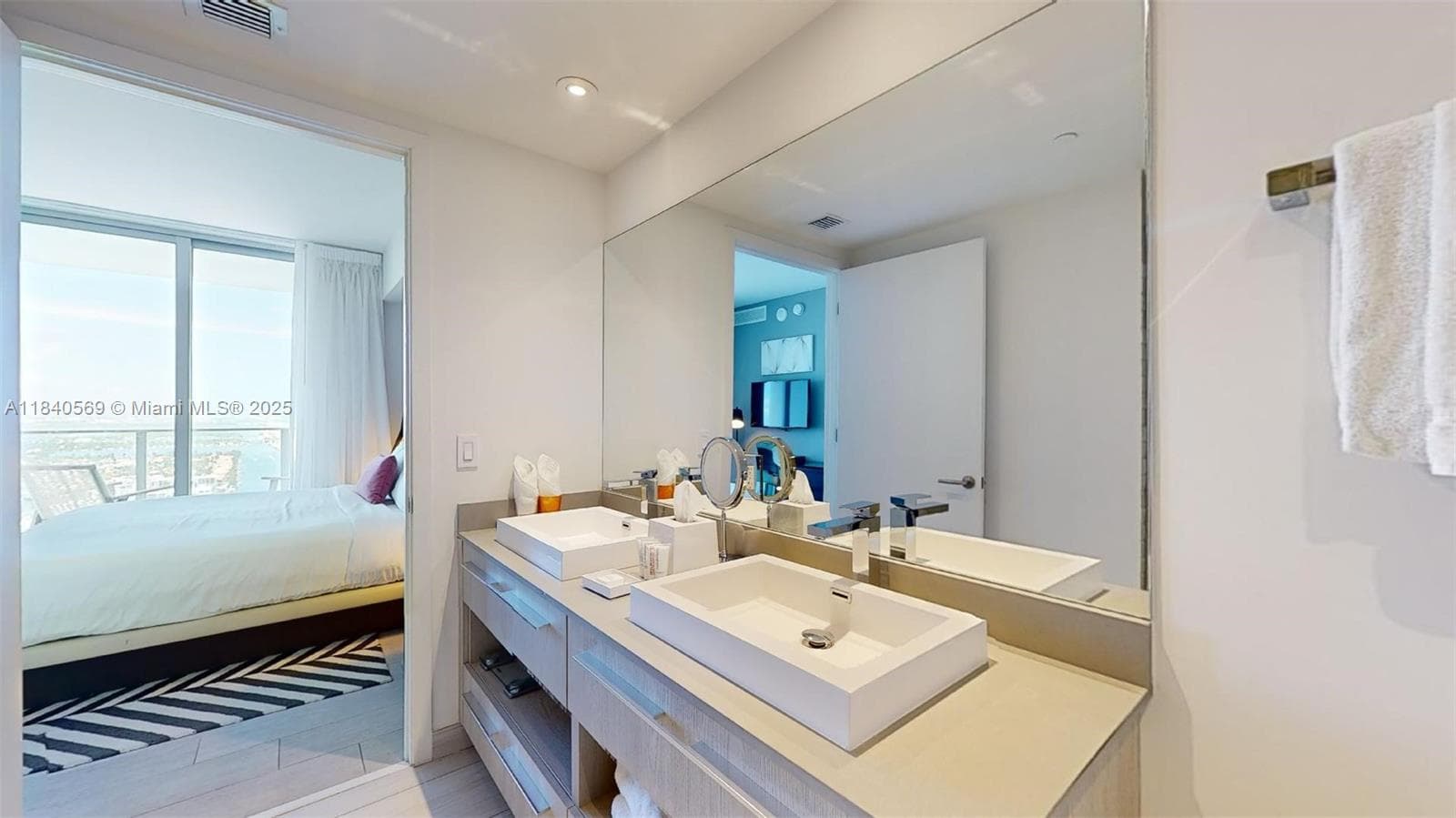 4010 Ocean Dr T3802 photo 16