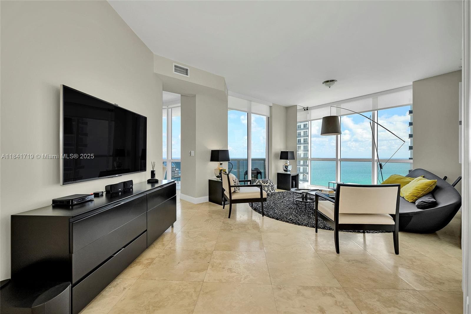 18201 Collins Ave 4009A photo 9
