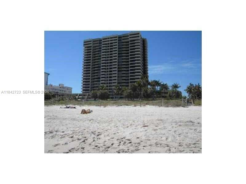 2555 Collins Ave PH214 photo 24