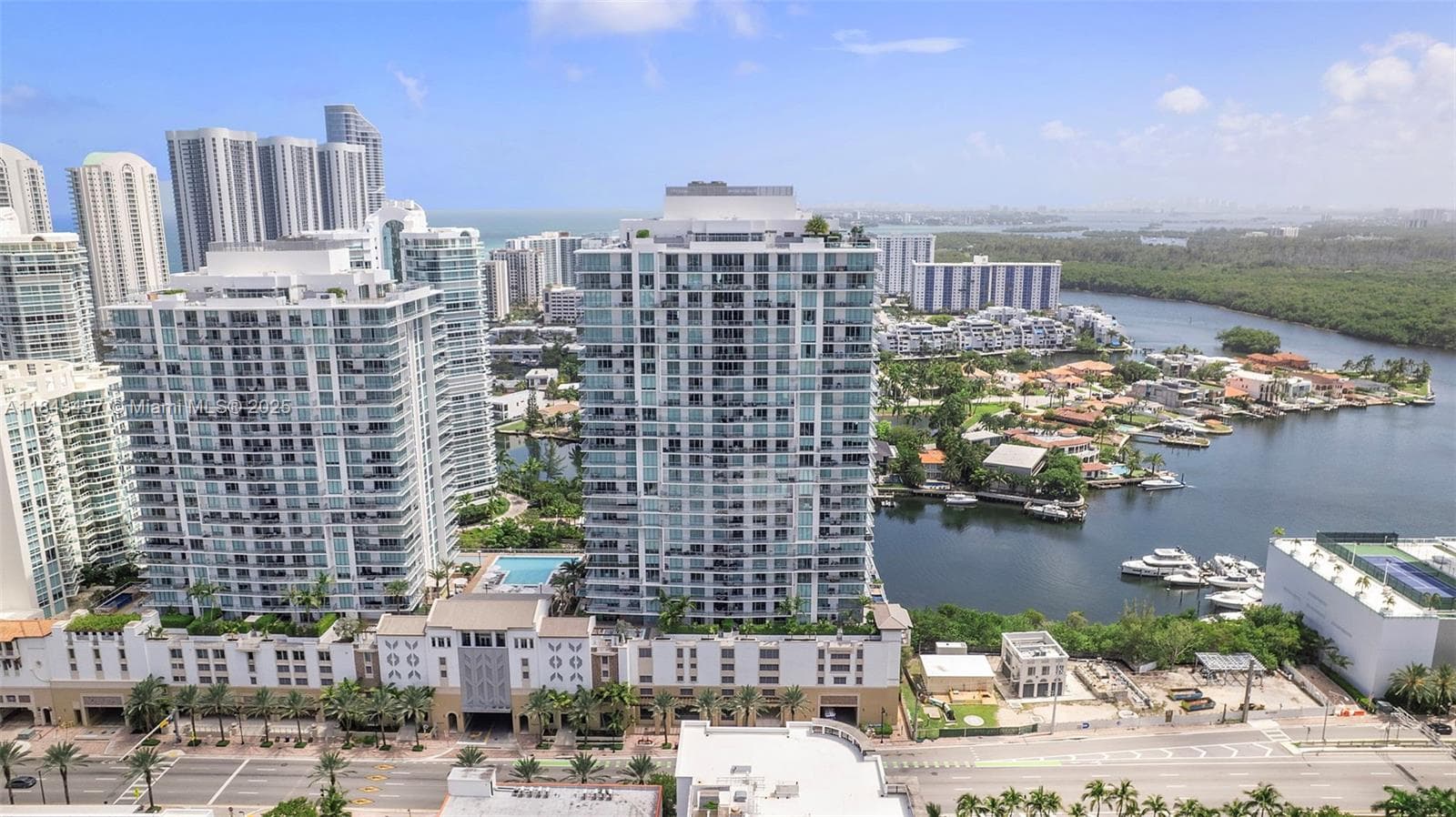 330 Sunny Isles Blvd 4