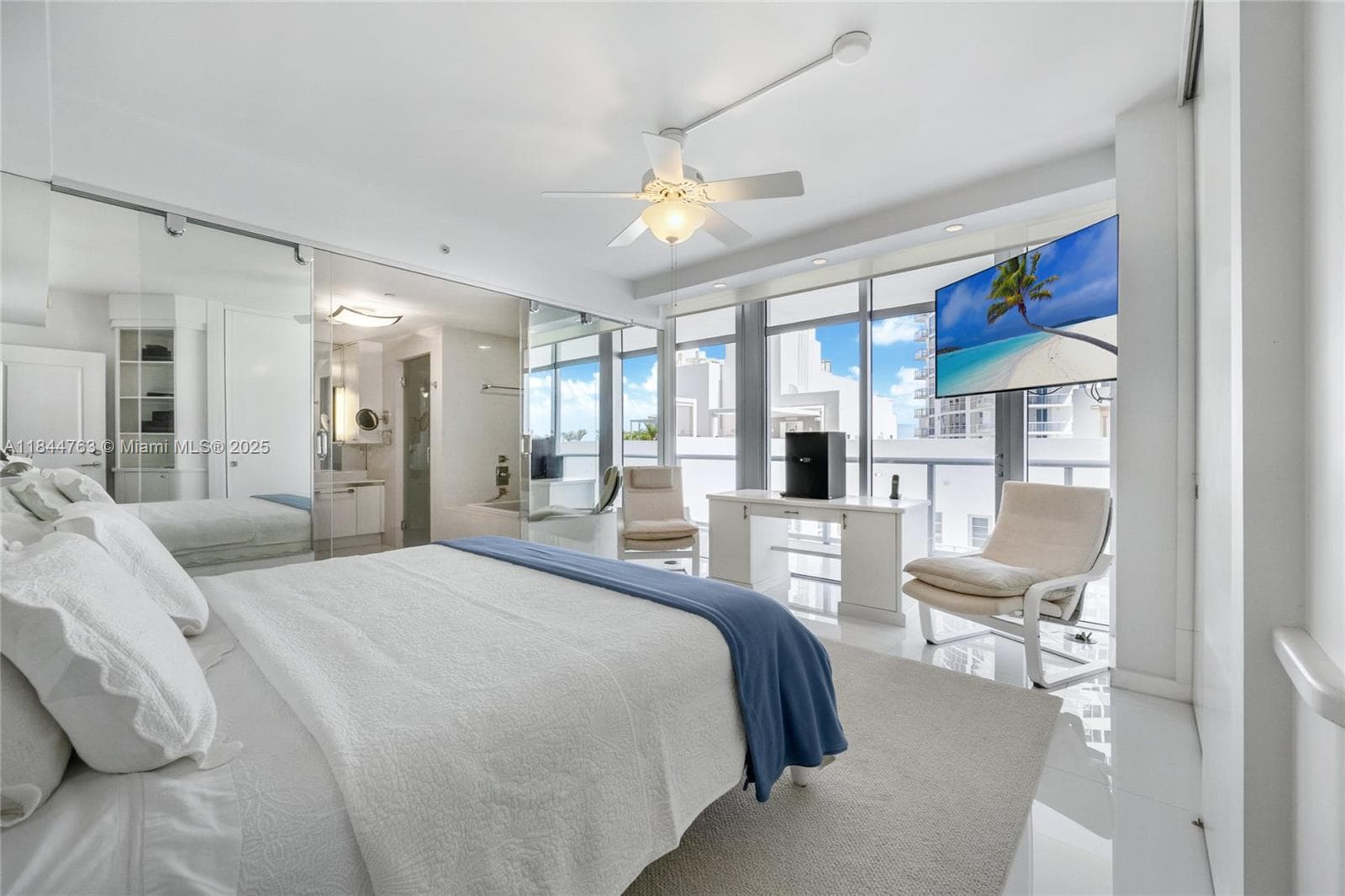 3737 Collins Ave S-801 photo 13