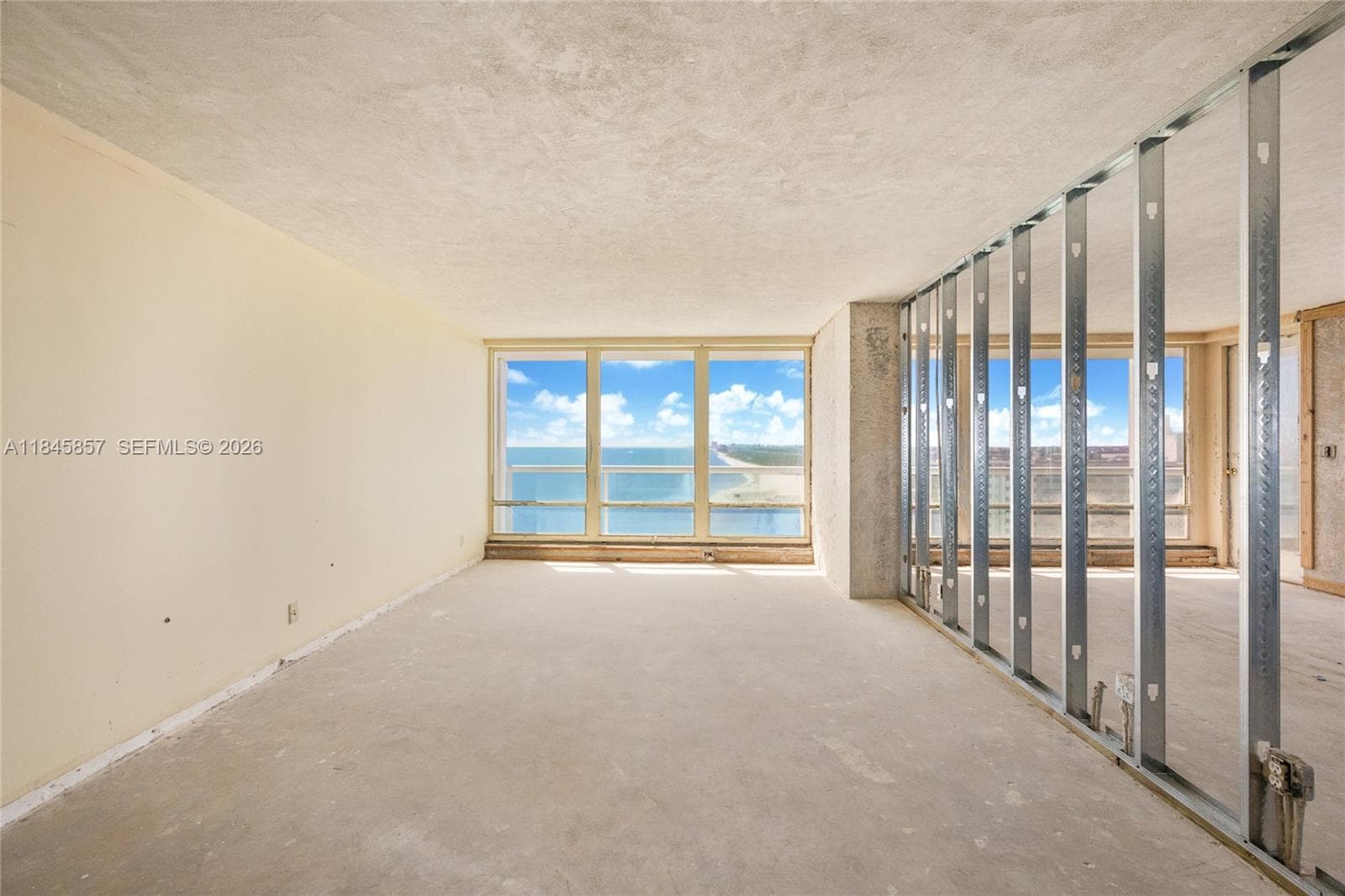 2100 Ocean Ln 4