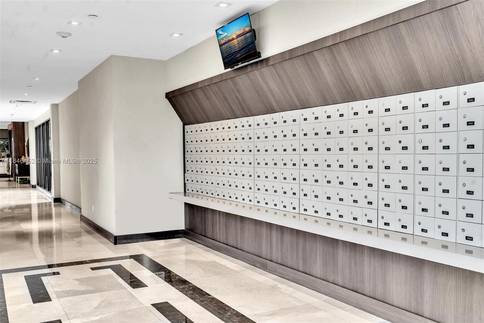 20515 E Country Club Dr 1449 photo 5