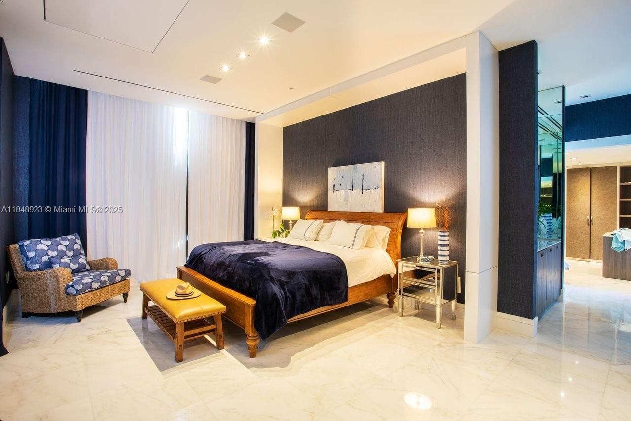 17141 Collins Ave 1001 photo 17