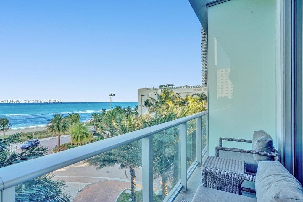 4111 Ocean Drive 304 photo 11