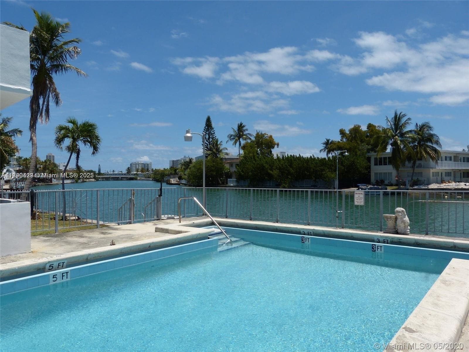 250 S Shore Dr 5 photo 2