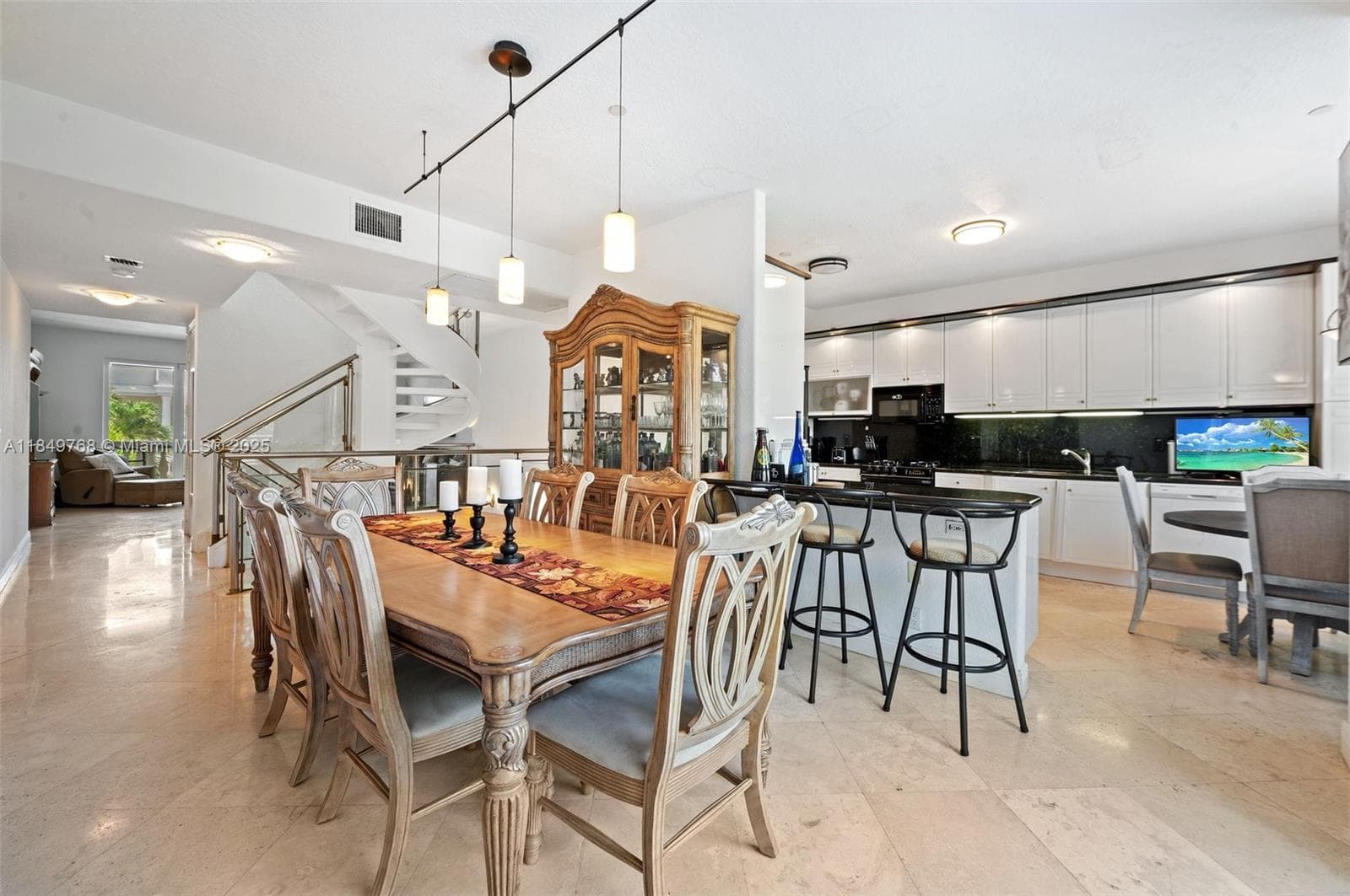 1784 Bay Dr 1784 photo 7