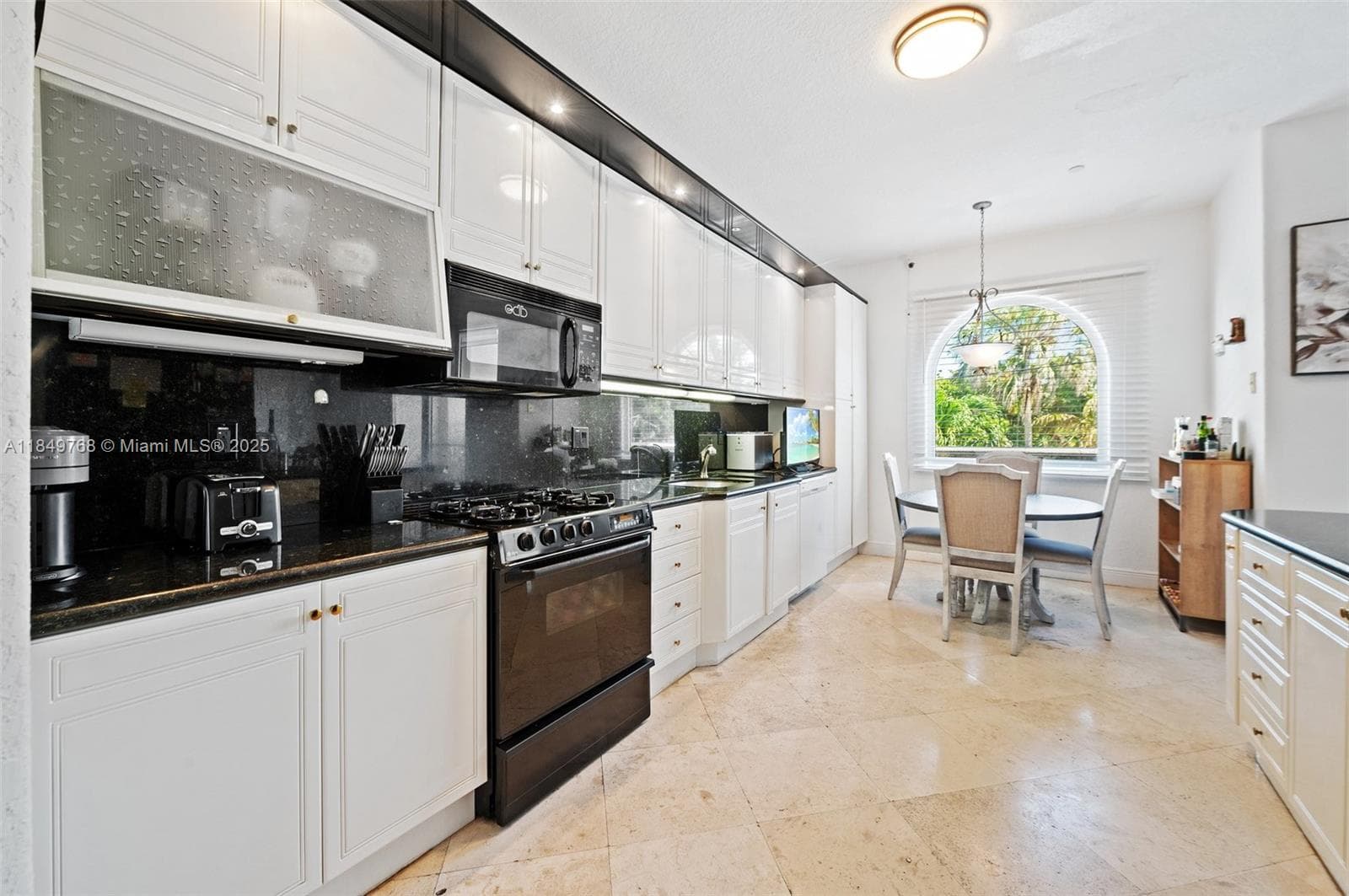 1784 Bay Dr 1784 photo 9