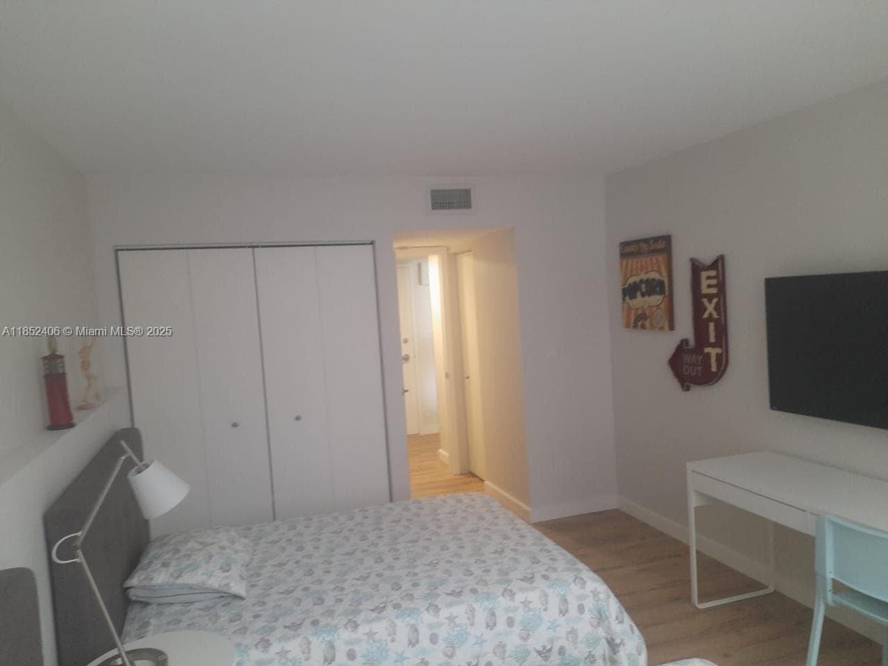 2751 Ocean Dr 1406-S photo 24