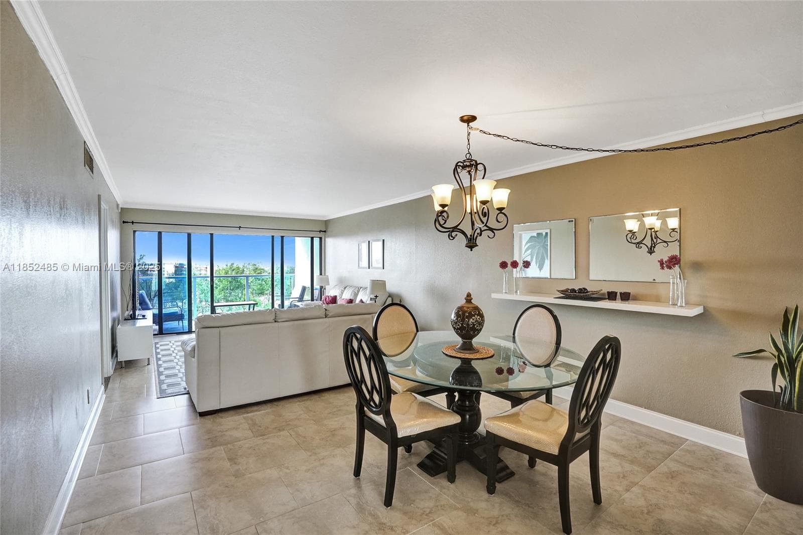 1401 N Riverside Dr 1005 photo 20