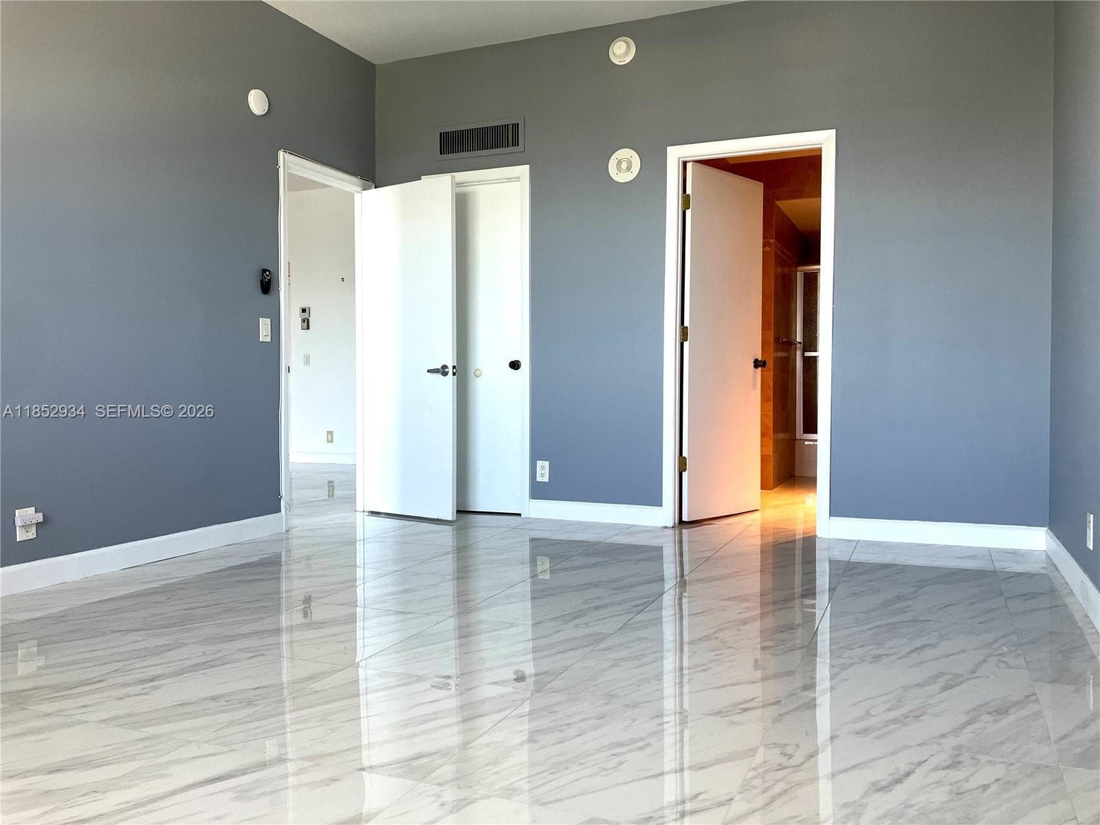 2000 S Ocean Blvd 16N photo 9