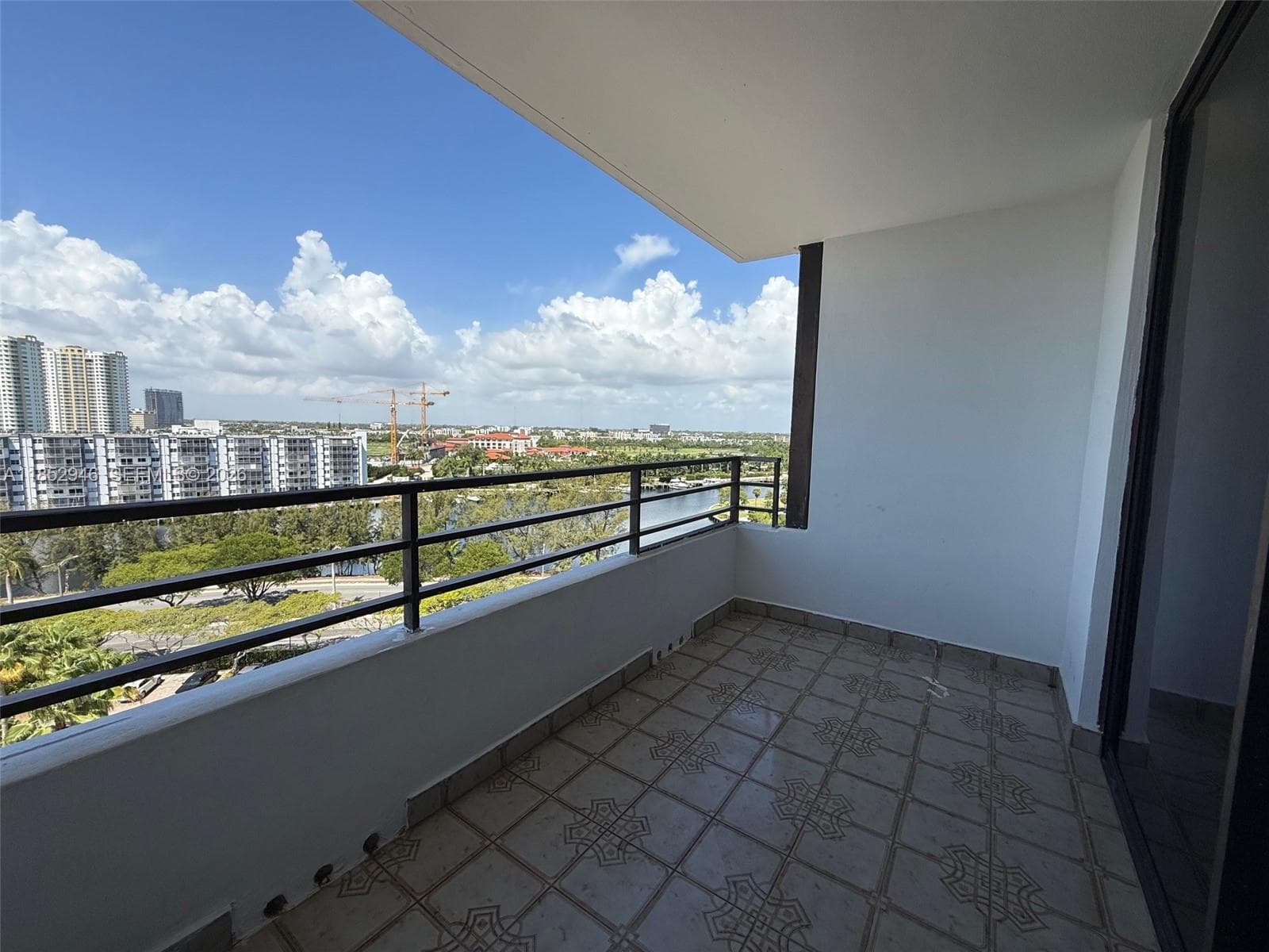 500 Three Islands Blvd 715 photo 3