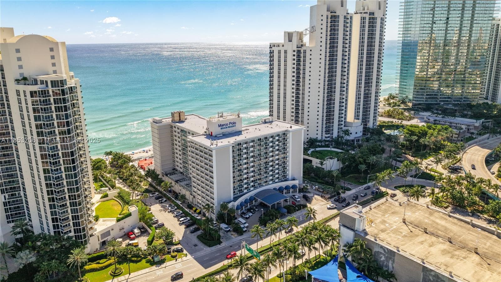 19201 Collins Ave 610 photo 2